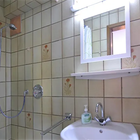 Modern In Sellinghausen With Terrace, Cleaning Included * Schmallenberg